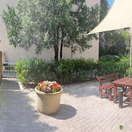 H1 Apartmanok Budapest Exterior photo