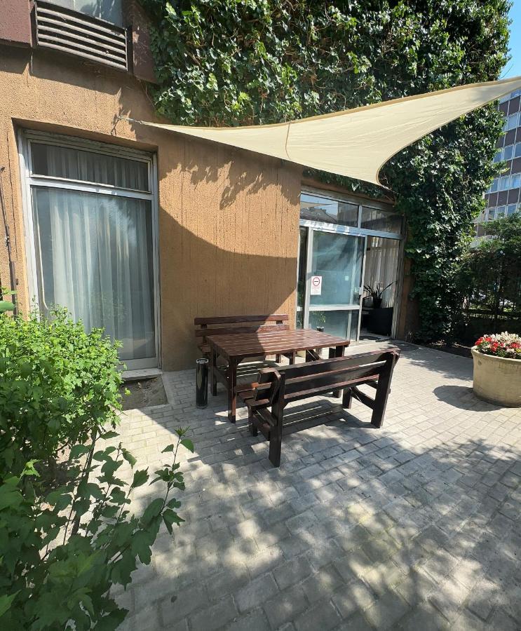 H1 Apartmanok Budapest Exterior photo